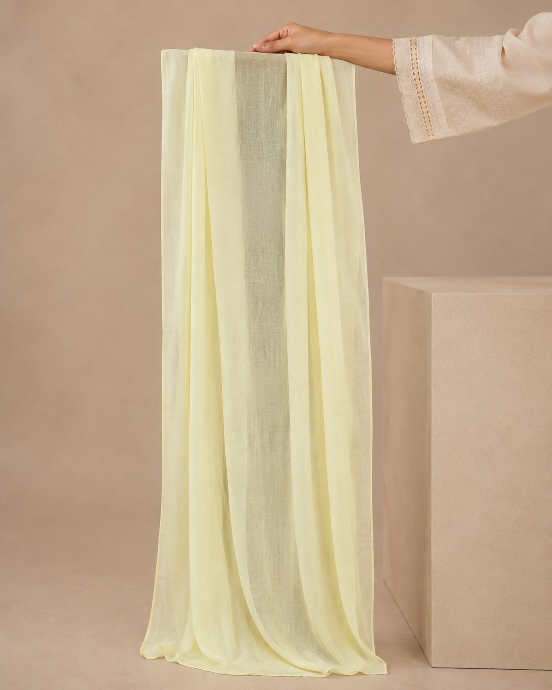 Graceful Chiffon 1-Piece Scarf